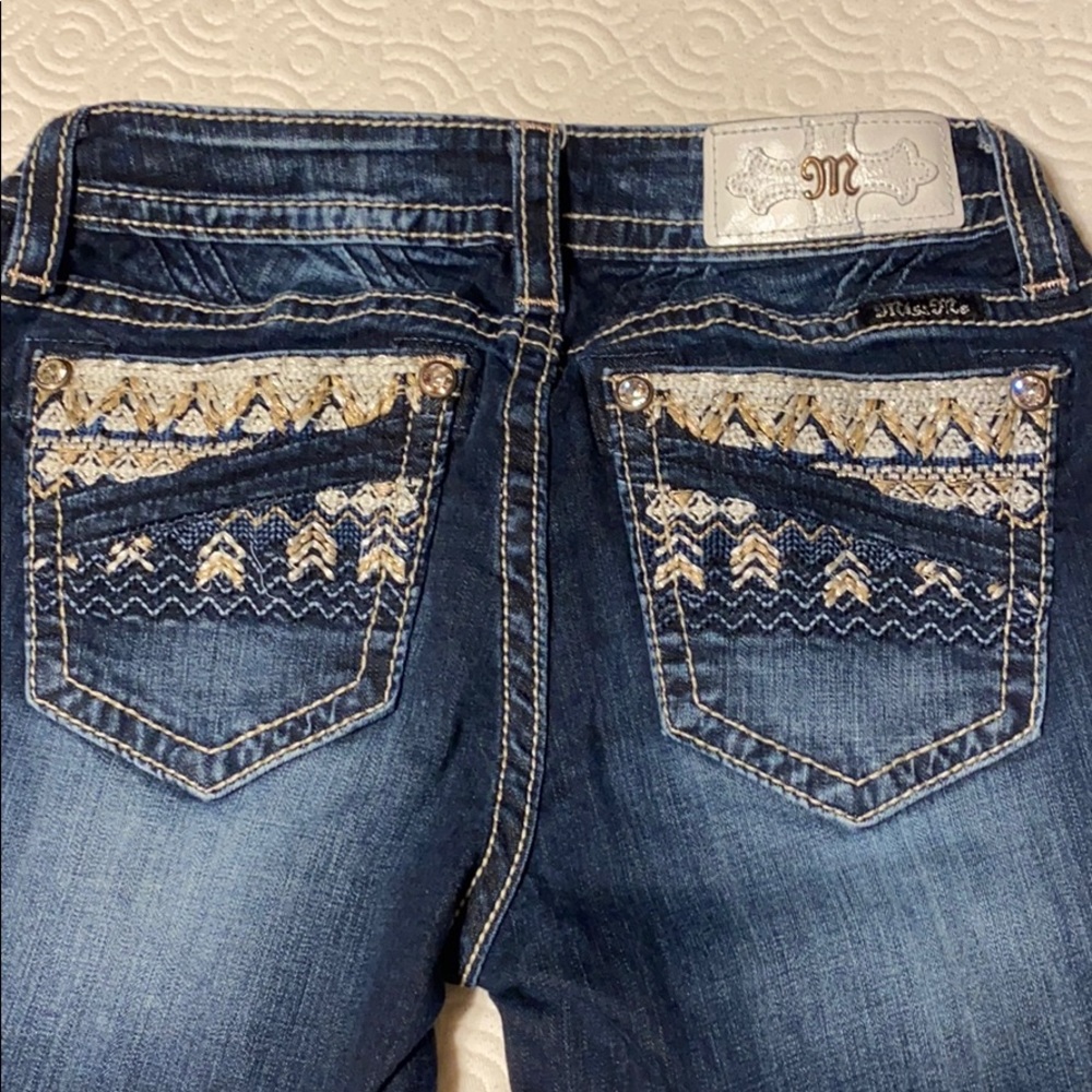 Women’s Miss Me capris - Picture 3 of 3